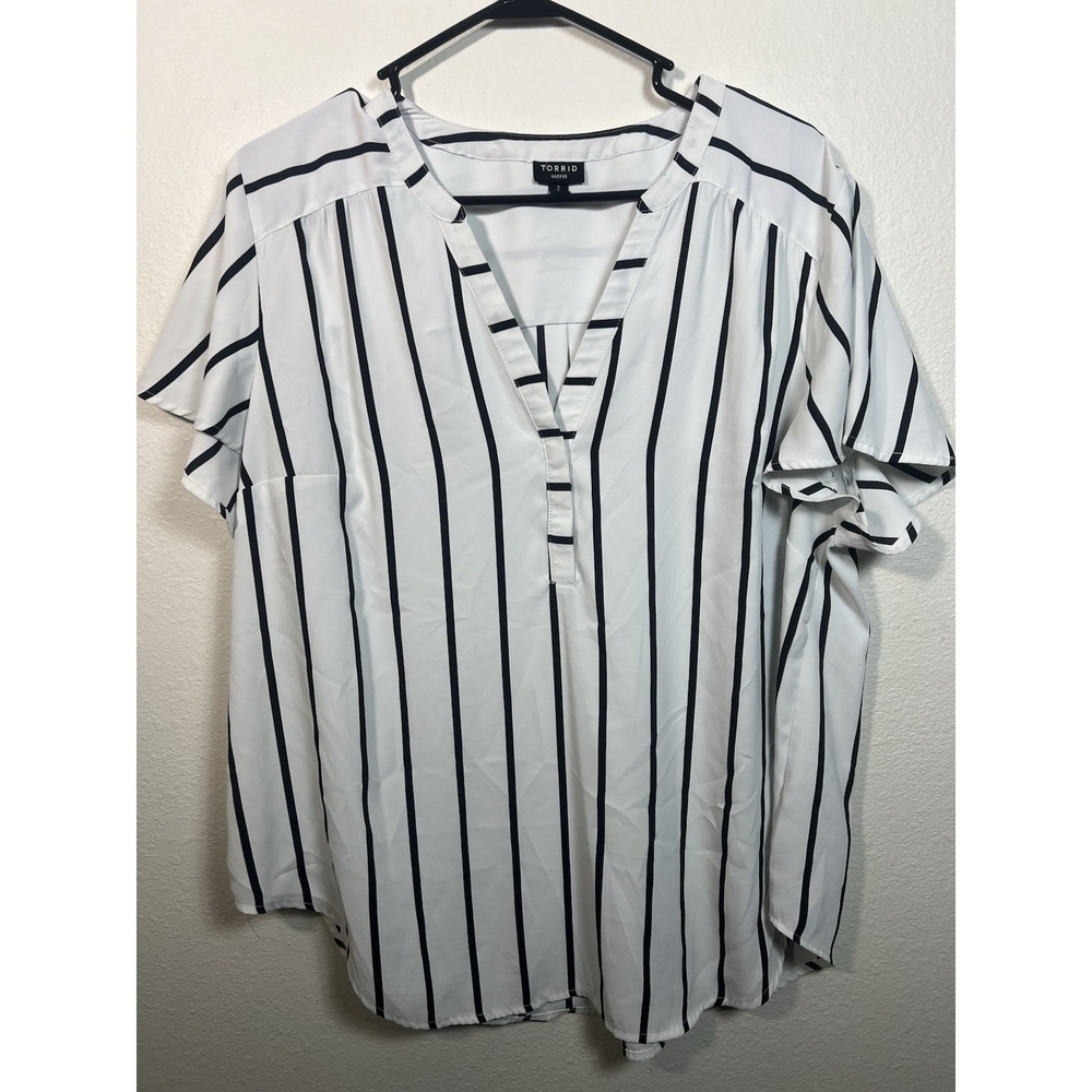 Torrid Harper Black White Stripe V Neck Short Sleeve Tunic Top Plus Size 2XL